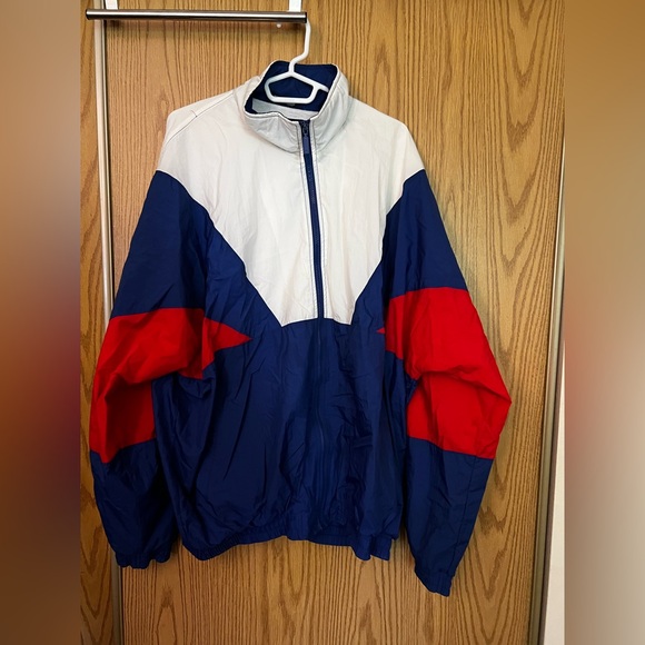 Wind breakers - Picture 1 of 2